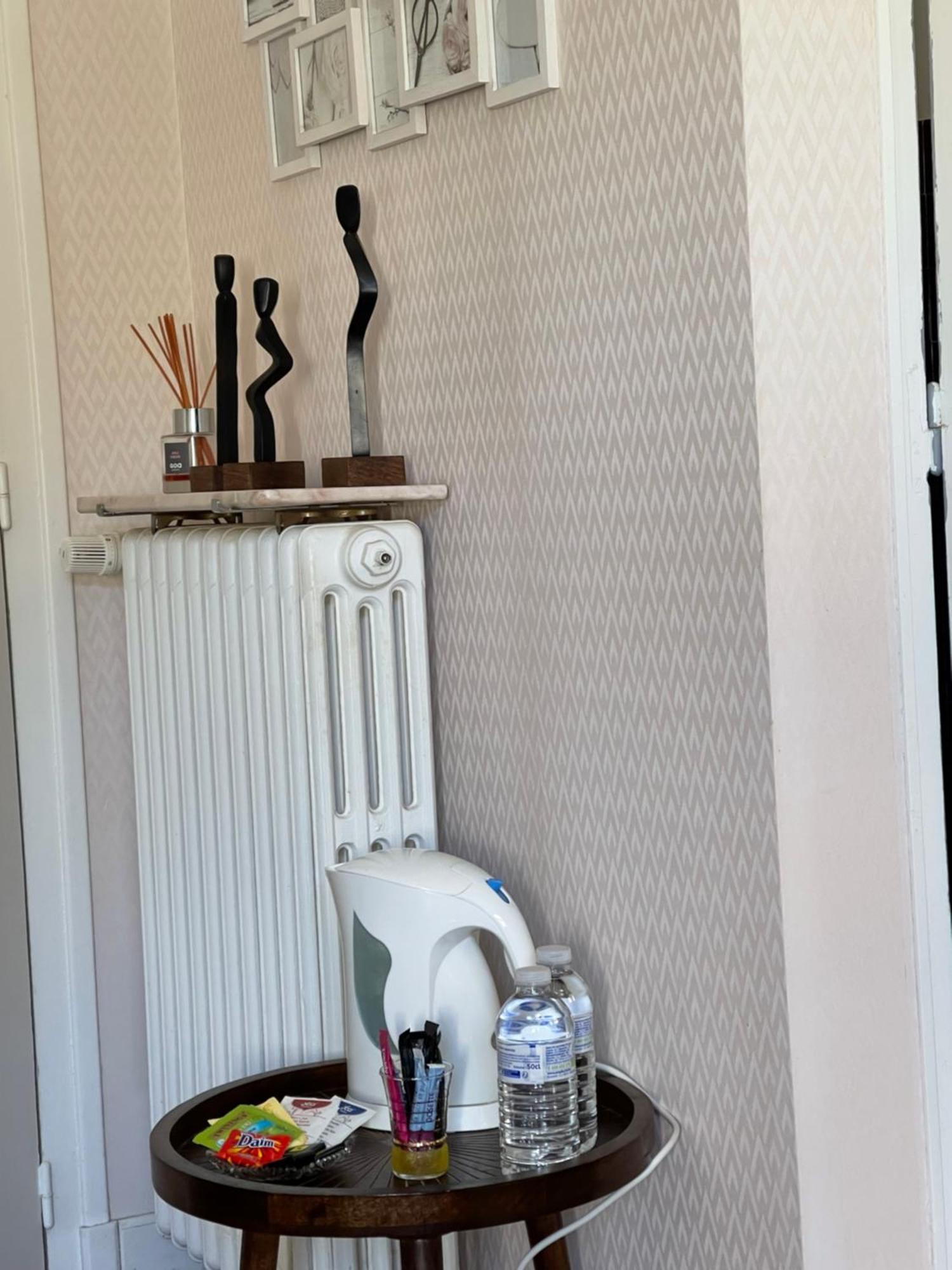 Bed and Breakfast La Belle Chaumiere Bretagne-de-Marsan Экстерьер фото