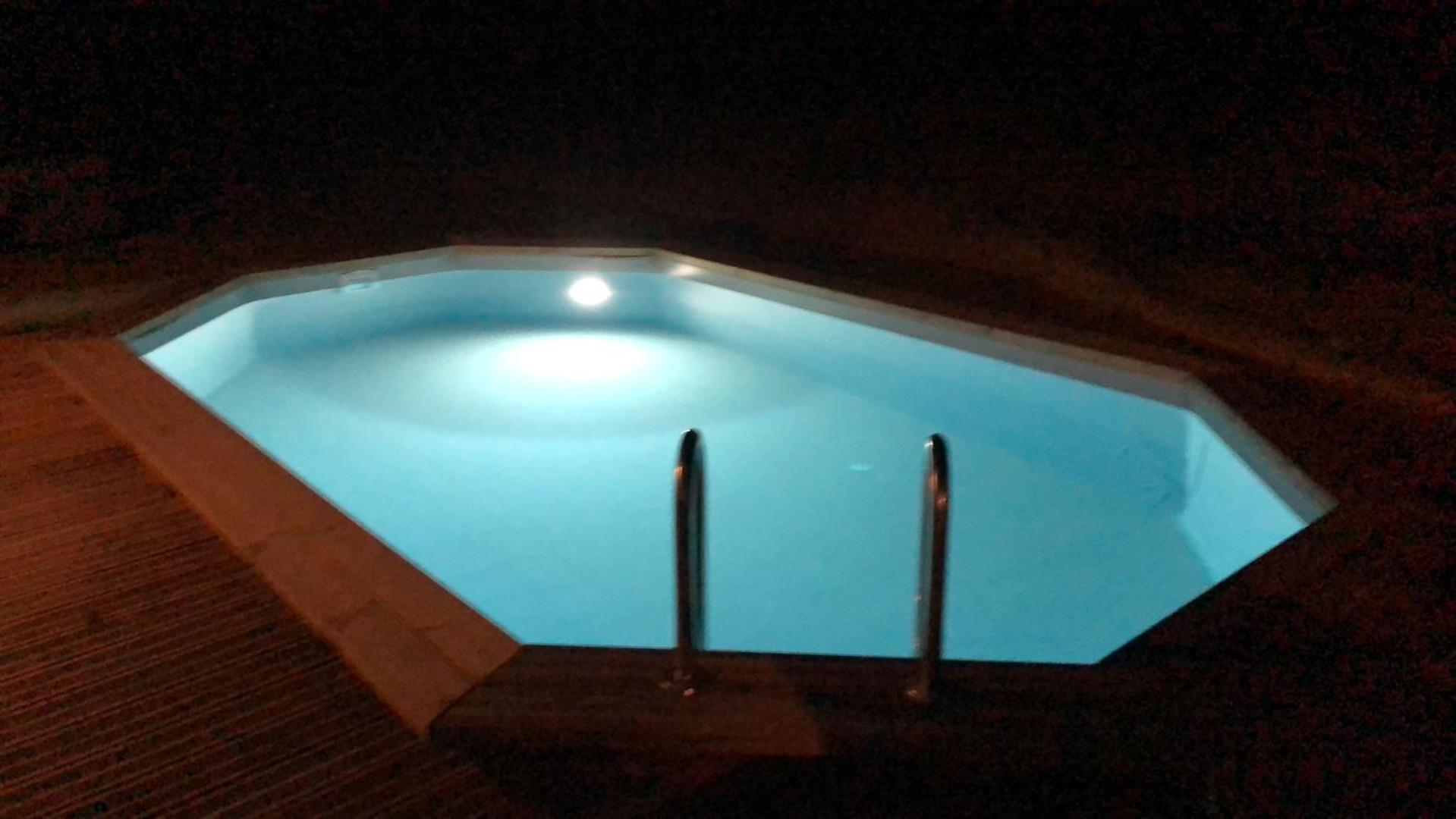 Bed and Breakfast La Belle Chaumiere Bretagne-de-Marsan Экстерьер фото