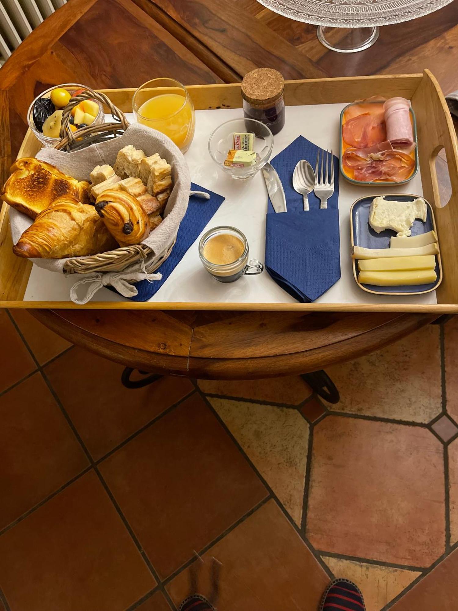 Bed and Breakfast La Belle Chaumiere Bretagne-de-Marsan Экстерьер фото